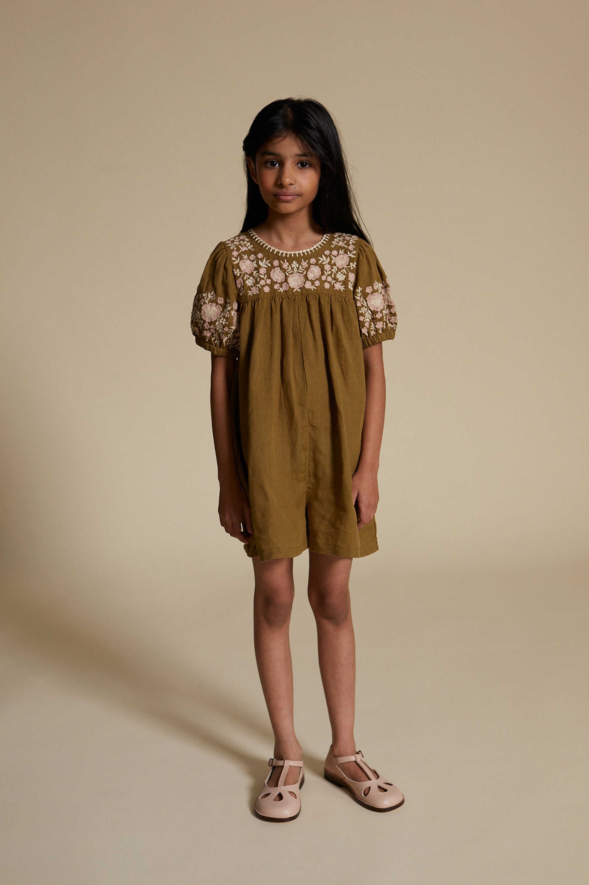 Apolina_SS23_Adan_Look5_0007_2