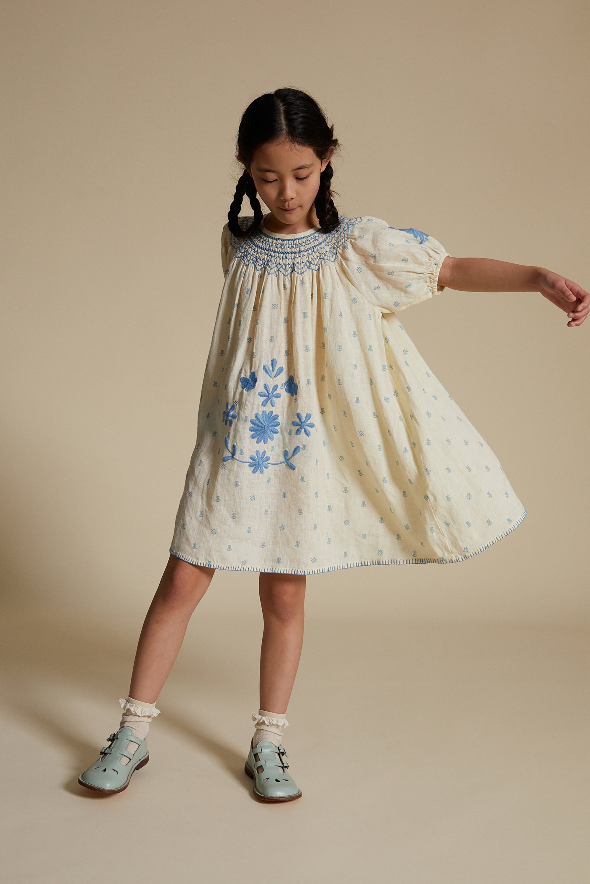 Apolina_SS23_Ina_Look7_0013.